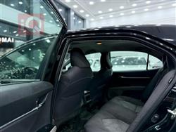 تۆیۆتا کامری